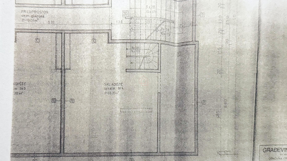 Poslovni prostor na dveh etažah za prodajo v bližini Črnomerca, Ilica