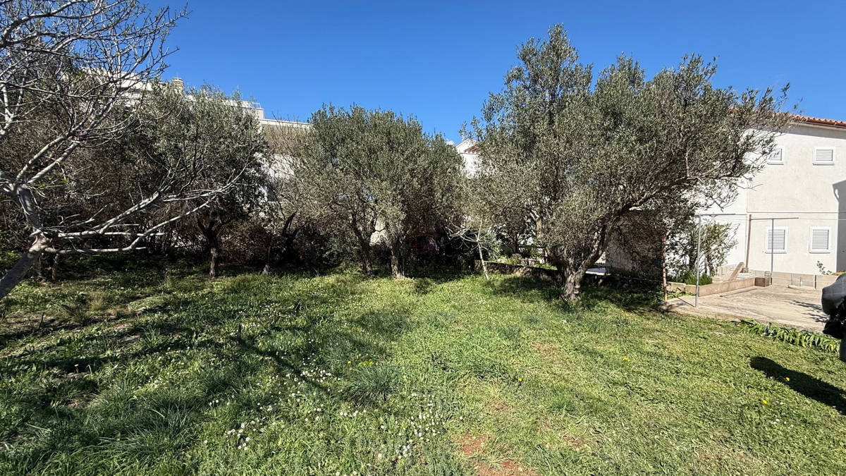 građevinsko zemljišče v tretji vrsti od morja - Murter - 618m2