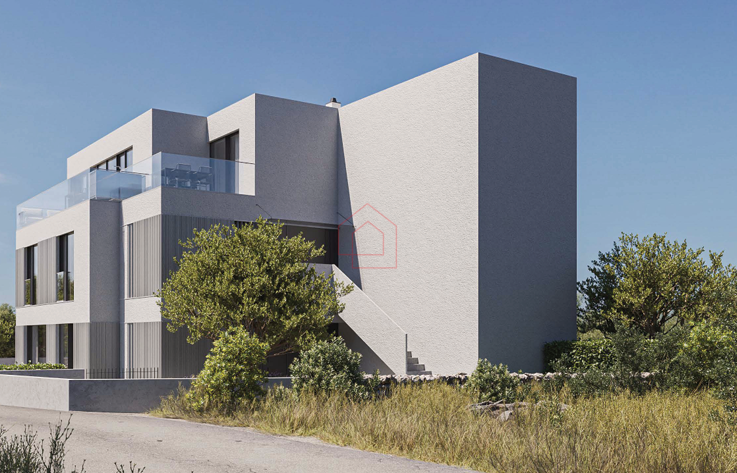 LUKSUZNA GRADNJA - NOVOGRADNJA - dvoetažni stan na prvem katu s prekrasnim širokim pogledom na morje