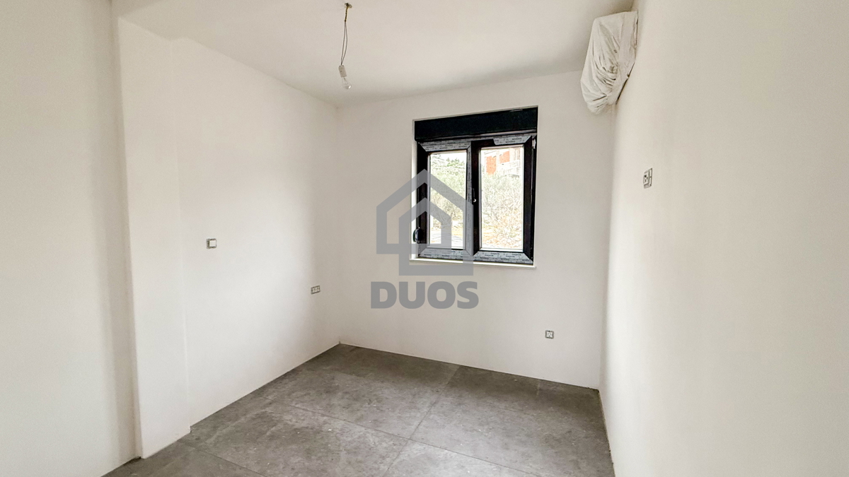 Najlepši penthouse na prodaji na otoku Murteru s 3 spavaće sobe.