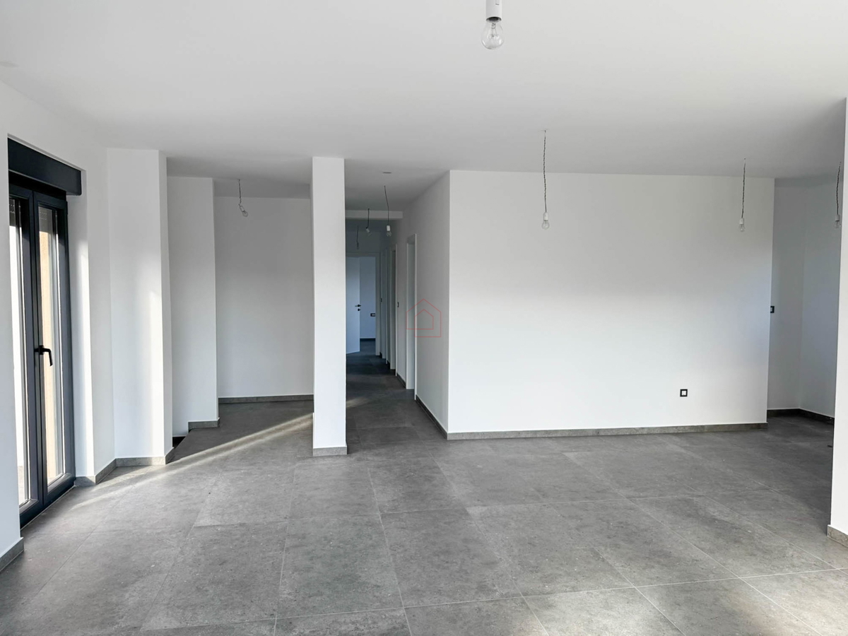 Najlepši penthouse na prodaji na otoku Murteru s 3 spavaće sobe.