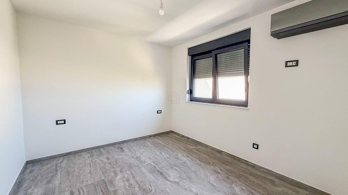 Novogradnja 2025 - Stanovanje z dvema spalnicama in pogledom na morje