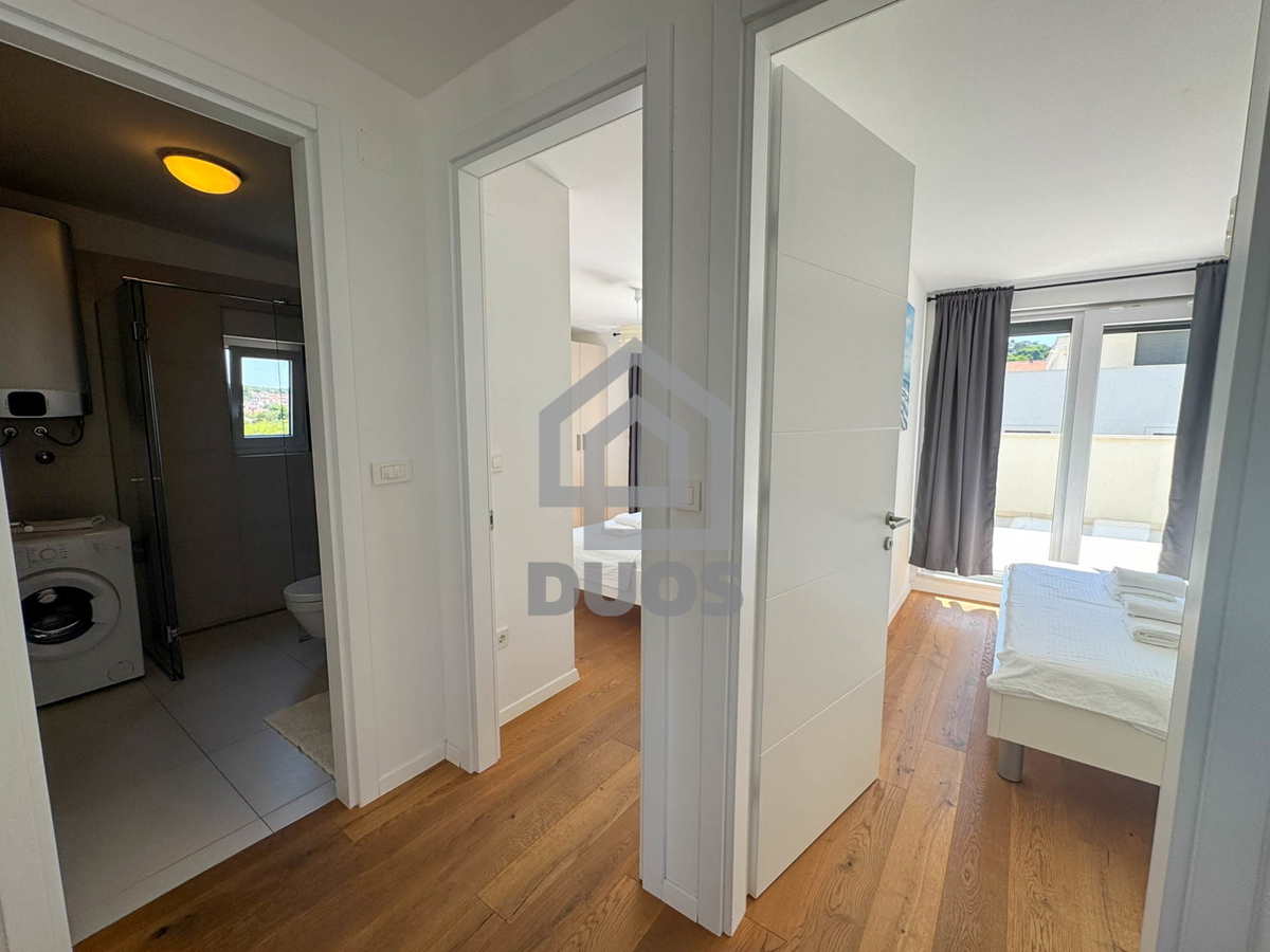 Penthouse s tremi spalnicami, s panoramskim razgledom in garažo