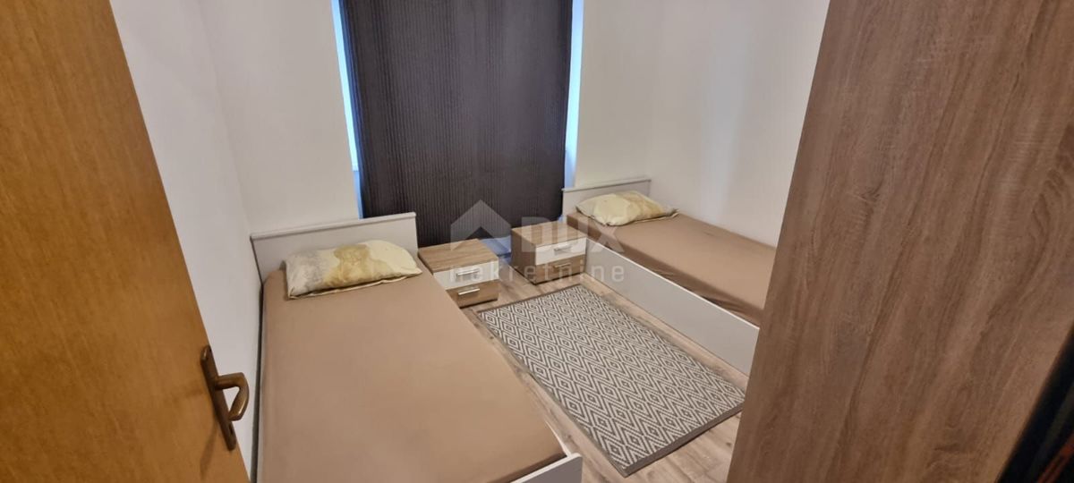ISTRA, PULA Hiša s potencialom v centru mesta!