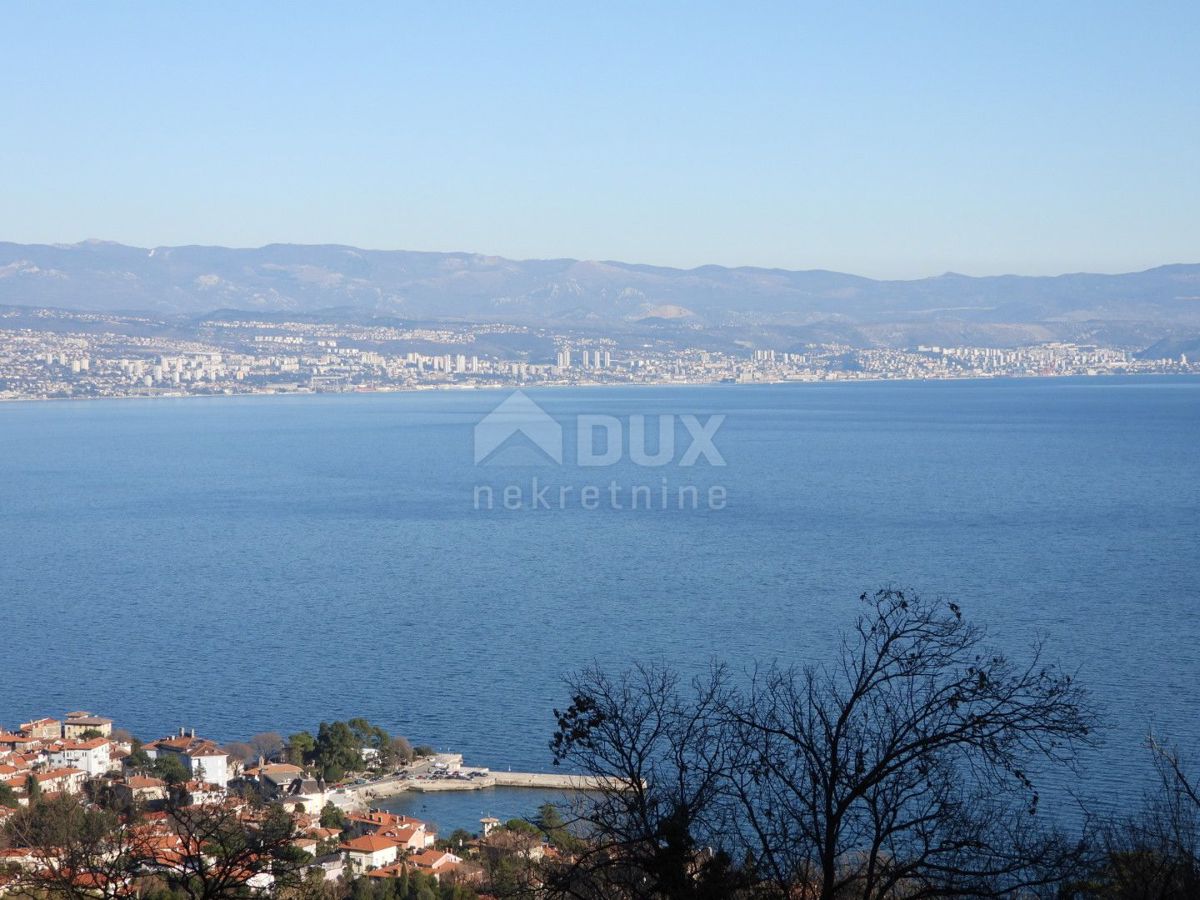 OPATIJA, LOVRAN, LIGANJ - zemljišče 1250m2 s pogledom na morje za stanovanjsko gradnjo - stanovanja / apartmaji / družinska hiša / vila / za najem hiš z bazenom / počitniška hiša z bazenom