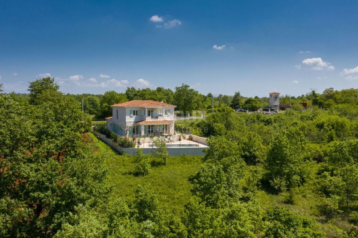 ISTRA, POREČ (okolica) - Očarljiva vila z bazenom na mirni lokaciji