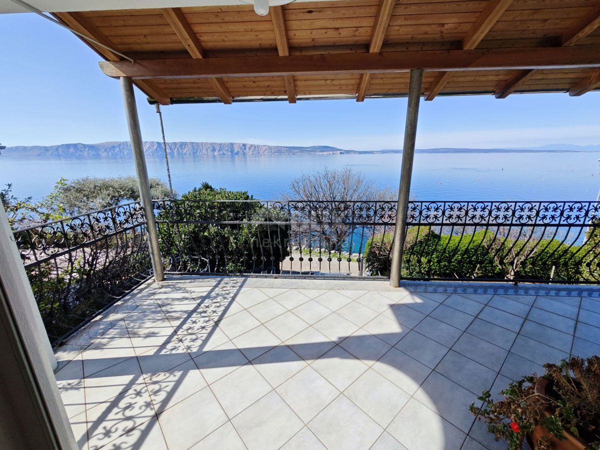 Smokvica Krmpotska, Novi Vinodolski, 250m2