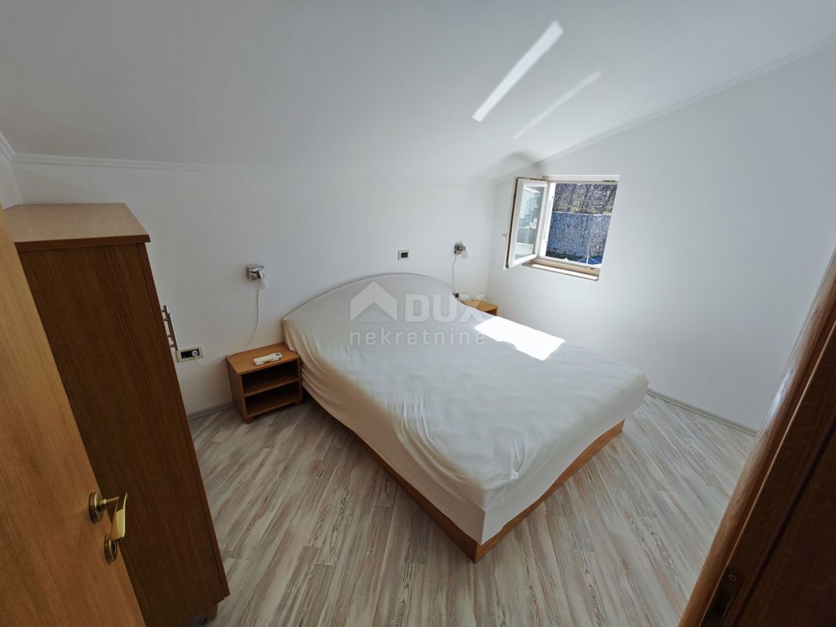 Smokvica Krmpotska, Novi Vinodolski, 250m2