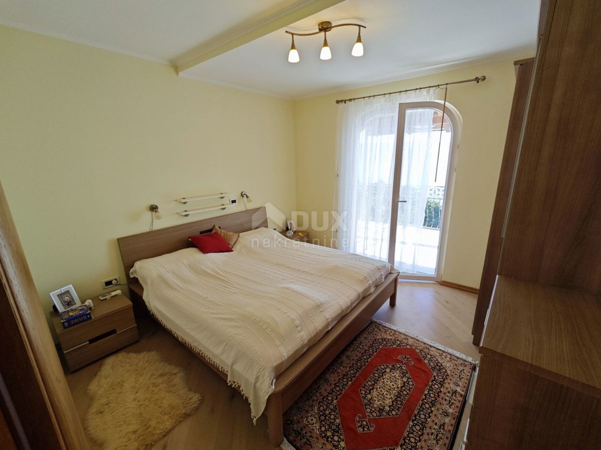 Smokvica Krmpotska, Novi Vinodolski, 250m2