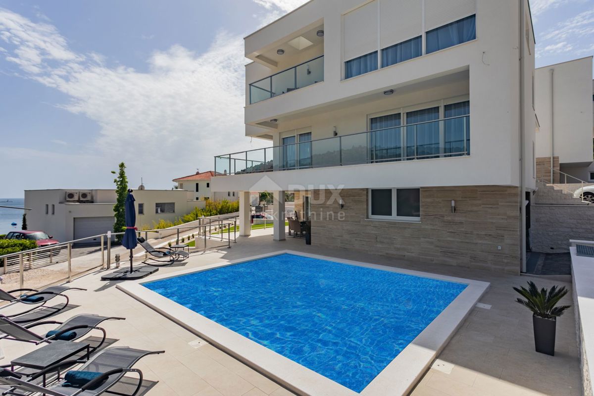 ŠIBENIK, RAŽANJ - Luksuzna vila z bazenom 40 m od morja