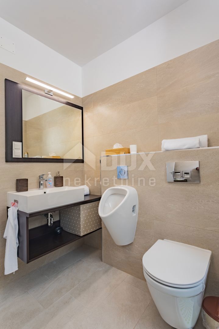 ŠIBENIK, RAŽANJ - Luksuzna vila z bazenom 40 m od morja