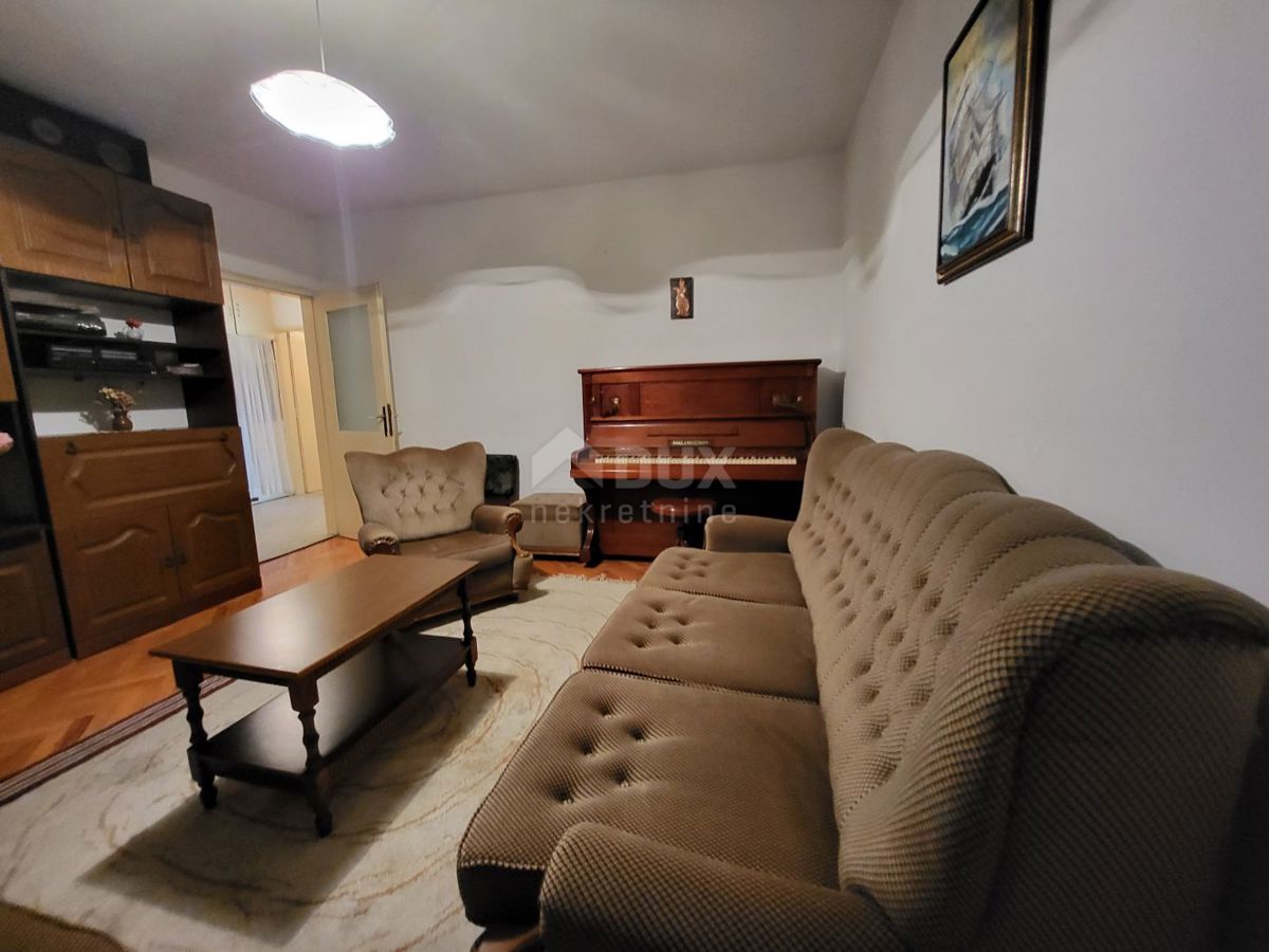 OBROVAC - Vaša bodoča oaza ob reki Zrmanji: Prostoren apartma v Obrovcu