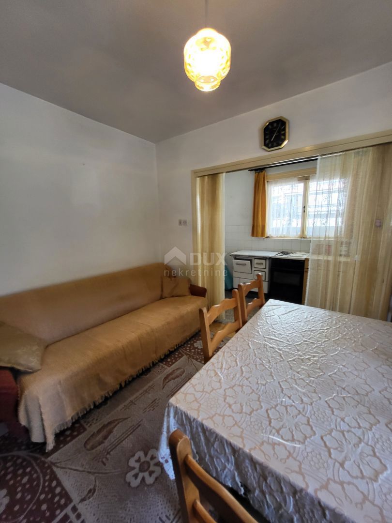 OBROVAC - Vaša bodoča oaza ob reki Zrmanji: Prostoren apartma v Obrovcu