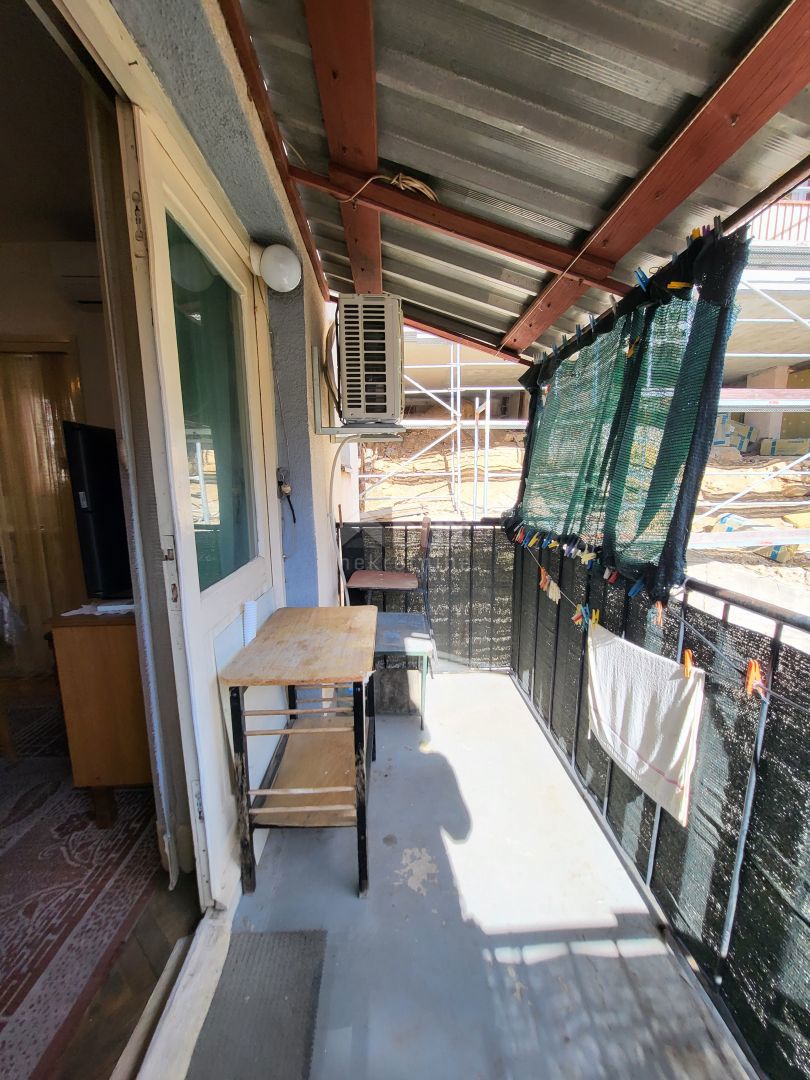 OBROVAC - Vaša bodoča oaza ob reki Zrmanji: Prostoren apartma v Obrovcu