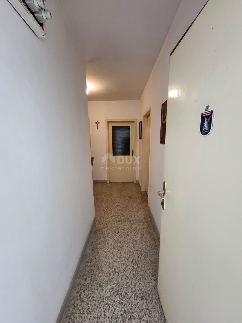 OBROVAC - Vaša bodoča oaza ob reki Zrmanji: Prostoren apartma v Obrovcu