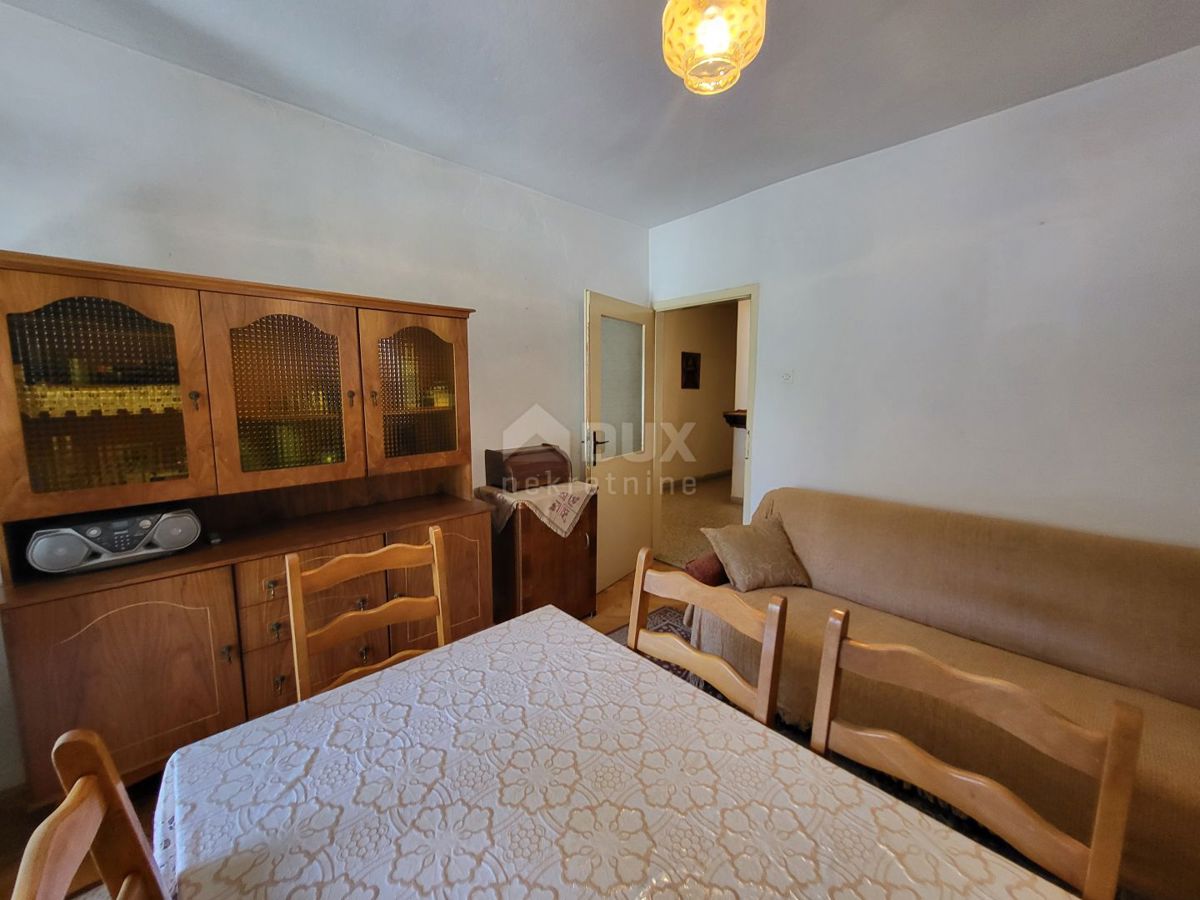 OBROVAC - Vaša bodoča oaza ob reki Zrmanji: Prostoren apartma v Obrovcu