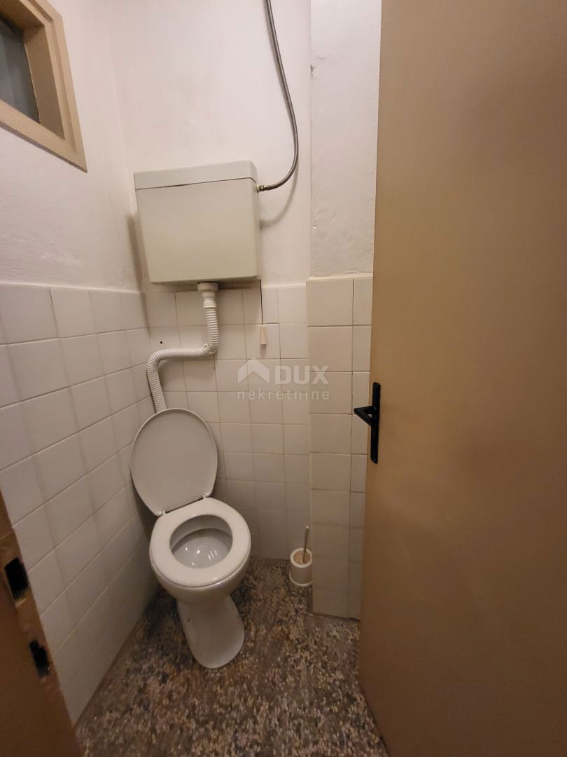 OBROVAC - Vaša bodoča oaza ob reki Zrmanji: Prostoren apartma v Obrovcu