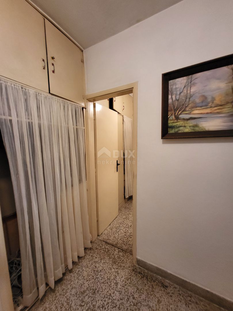 OBROVAC - Vaša bodoča oaza ob reki Zrmanji: Prostoren apartma v Obrovcu