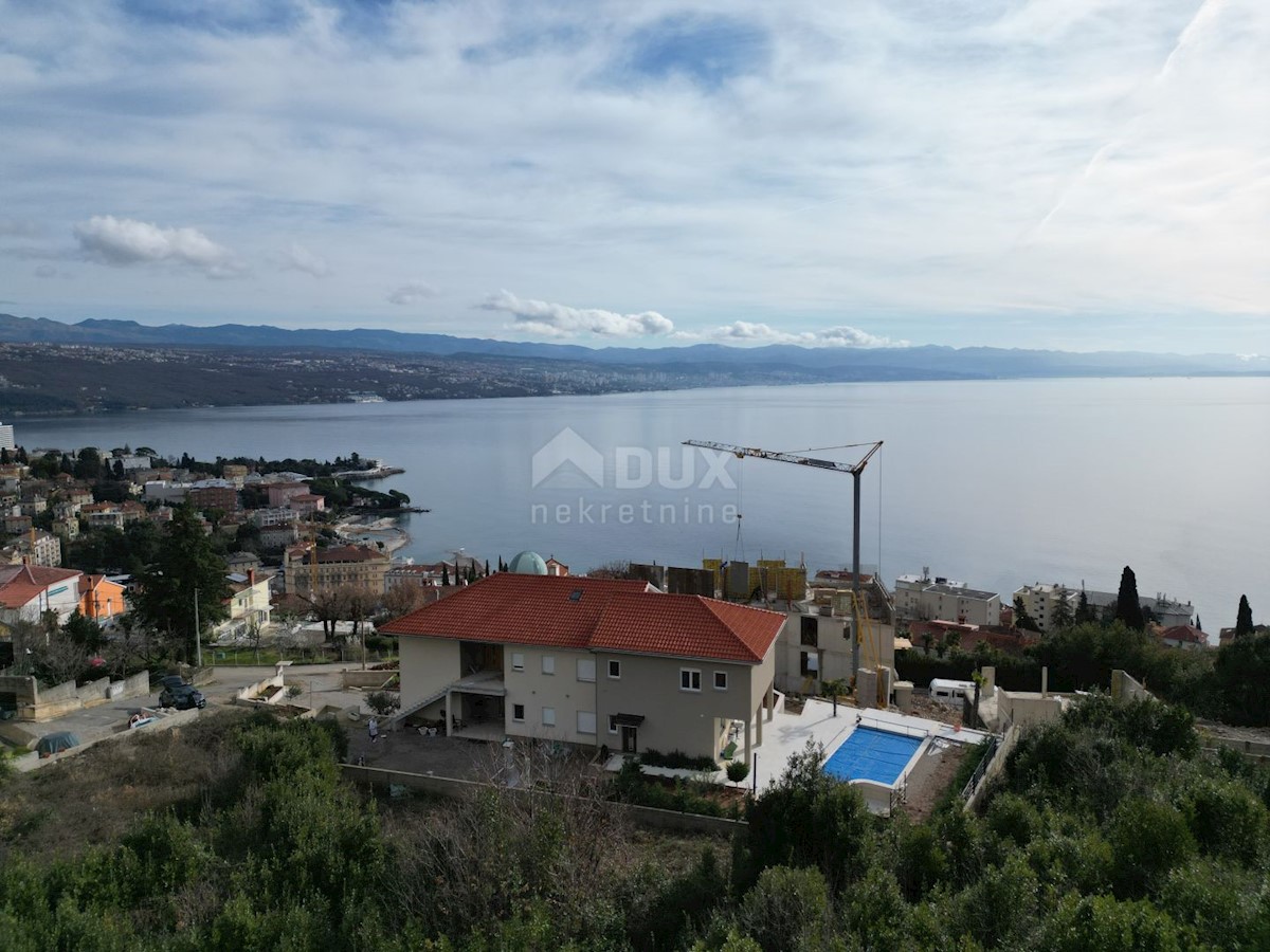 Opatija - Centar, Opatija, 3.289m2