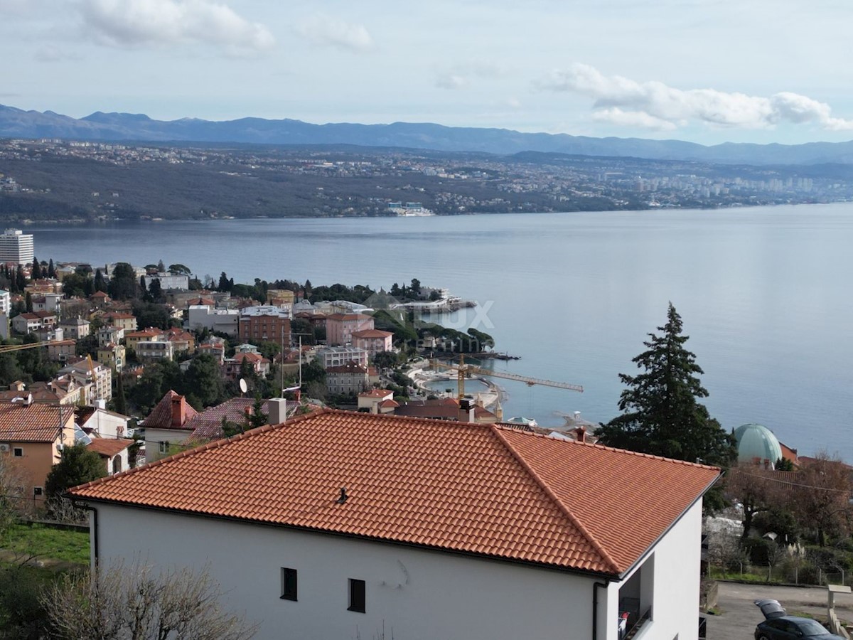 Opatija - Centar, Opatija, 3.289m2