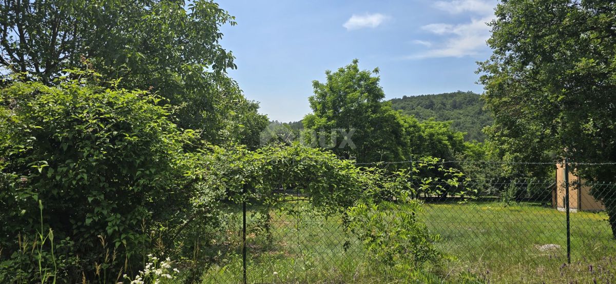 Grožnjan, 1.300m2