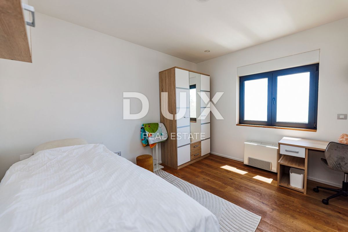 OPATIJA, BREGI - samostojna hiša 180m2 s panoramskim pogledom na morje + vrt 600m2