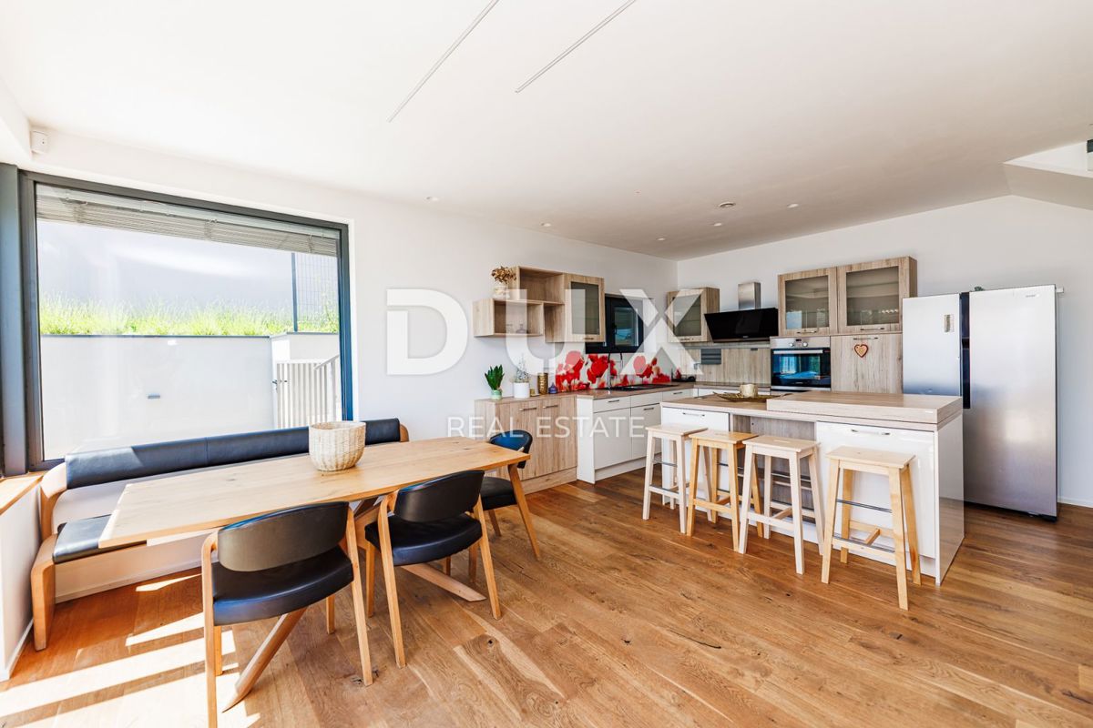 OPATIJA, BREGI - samostojna hiša 180m2 s panoramskim pogledom na morje + vrt 600m2