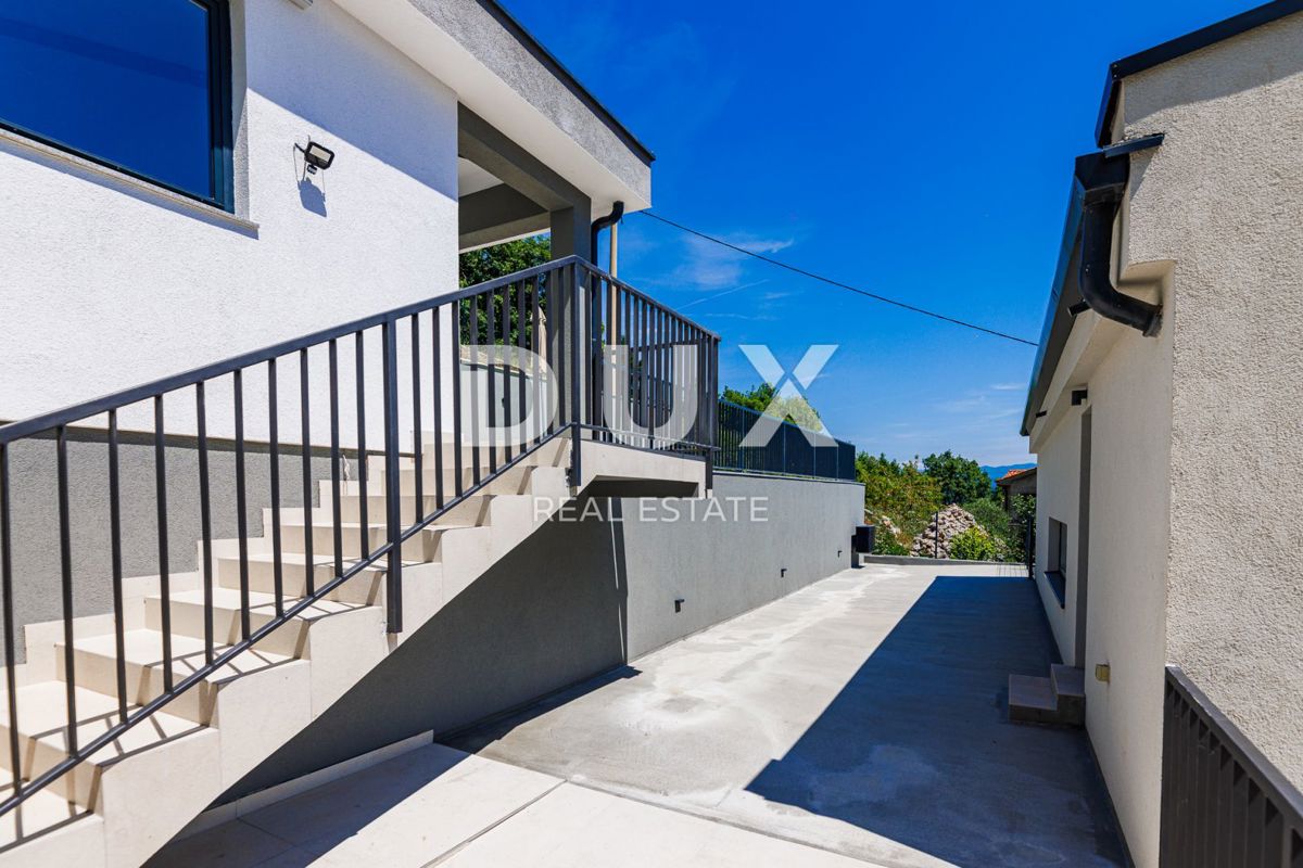 OPATIJA, BREGI - samostojna hiša 180m2 s panoramskim pogledom na morje + vrt 600m2