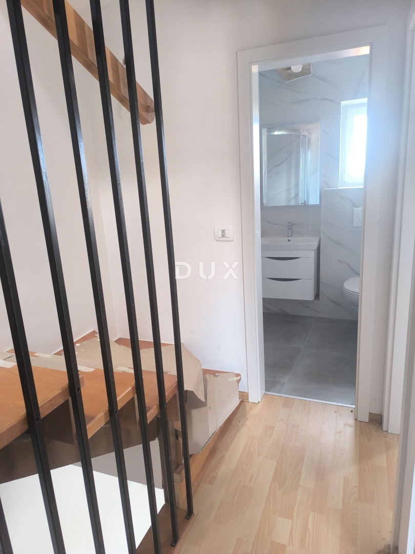 ISTRA, JURŠIĆI - Kamnita vrstna hiša z bazenom + apartma, NA KLJUČ