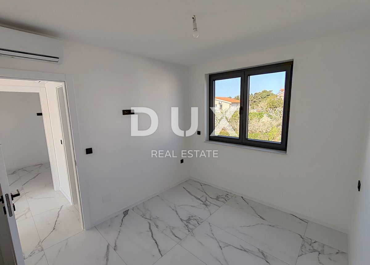 ZADAR, VIR - Novogradnja! Sodoben penthouse le 130 metrov od plaže s fantastičnim pogledom na morje! 1-S4