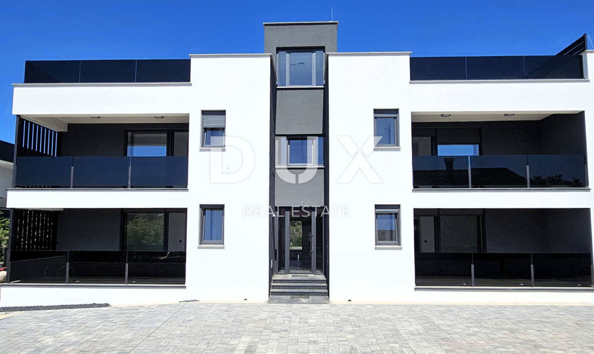 ZADAR, VIR - Novogradnja! Sodoben penthouse le 130 metrov od plaže s fantastičnim pogledom na morje! 1-S4