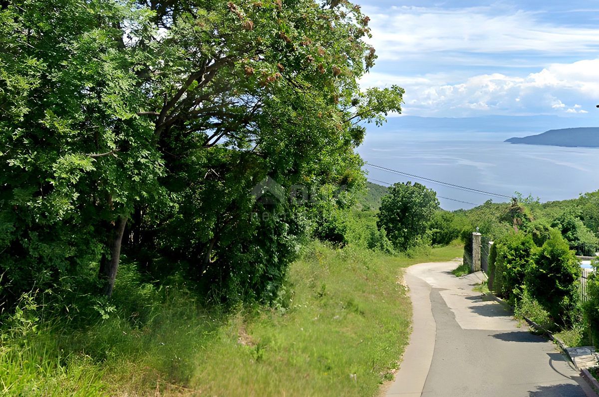 OPATIJA, BRSEČ - Urbanizirano zemljišče s pogledom na slikovito obzorje Kvarnerskega zaliva