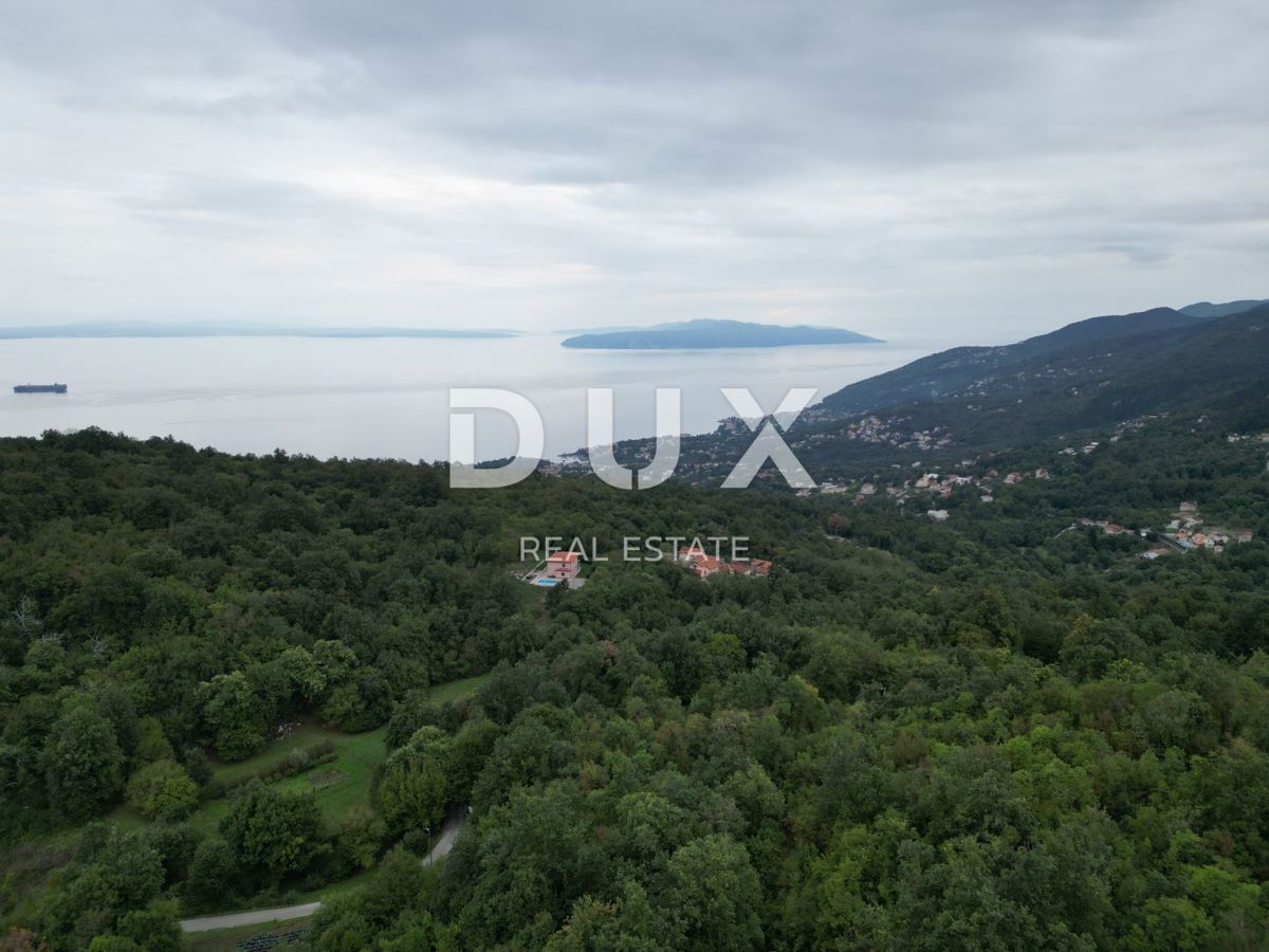 OPATIJA, VEPRINAC - parcela 6700 m2 s prekrasnim pogledom na morje za planinski dom, športno rekreacijsko turistične namene