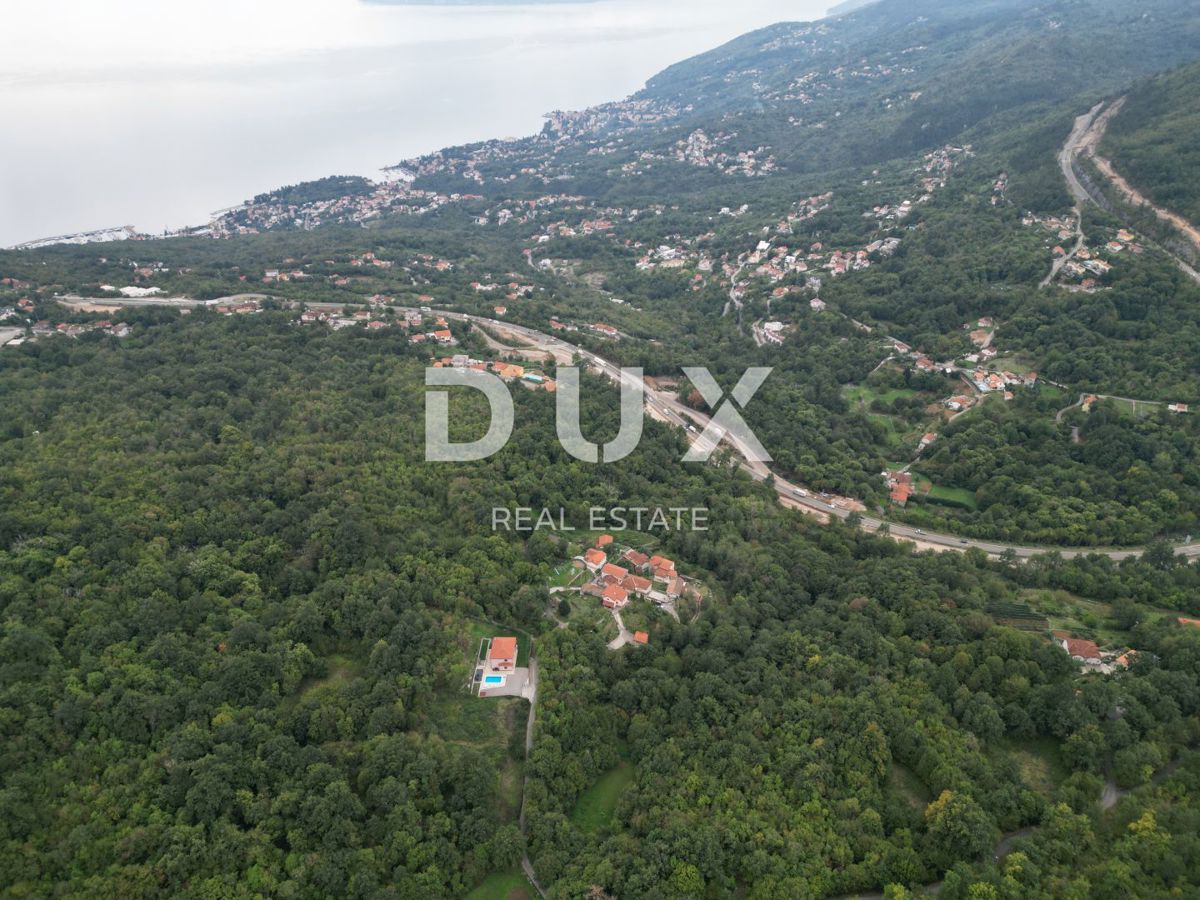 OPATIJA, VEPRINAC - parcela 6700 m2 s prekrasnim pogledom na morje za planinski dom, športno rekreacijsko turistične namene