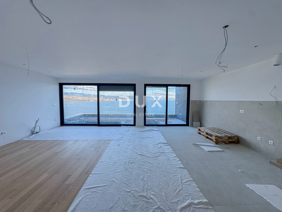 OPATIJA, CENTER - fantastičen penthouse z razgledom v novogradnji nad centrom Opatije 