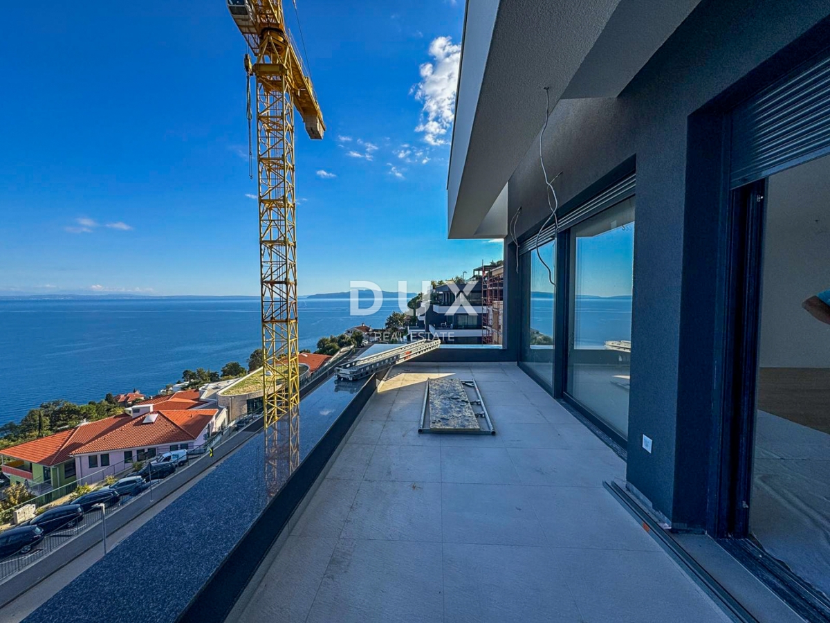 OPATIJA, CENTER - fantastičen penthouse z razgledom v novogradnji nad centrom Opatije 