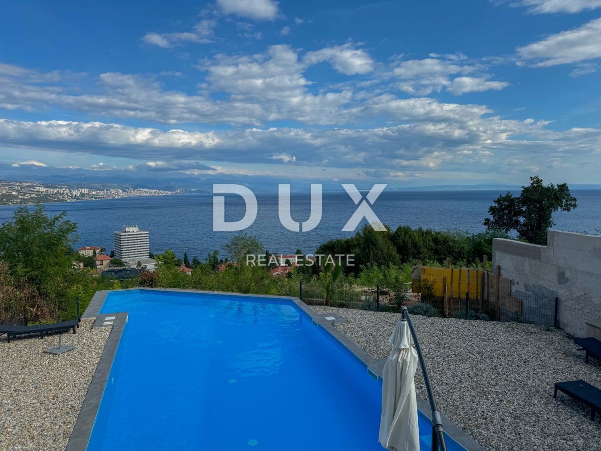 OPATIJA, CENTER - vrhunsko opremljeno stanovanje v novogradnji, panoramski pogled, garaža, dvigalo, bazen