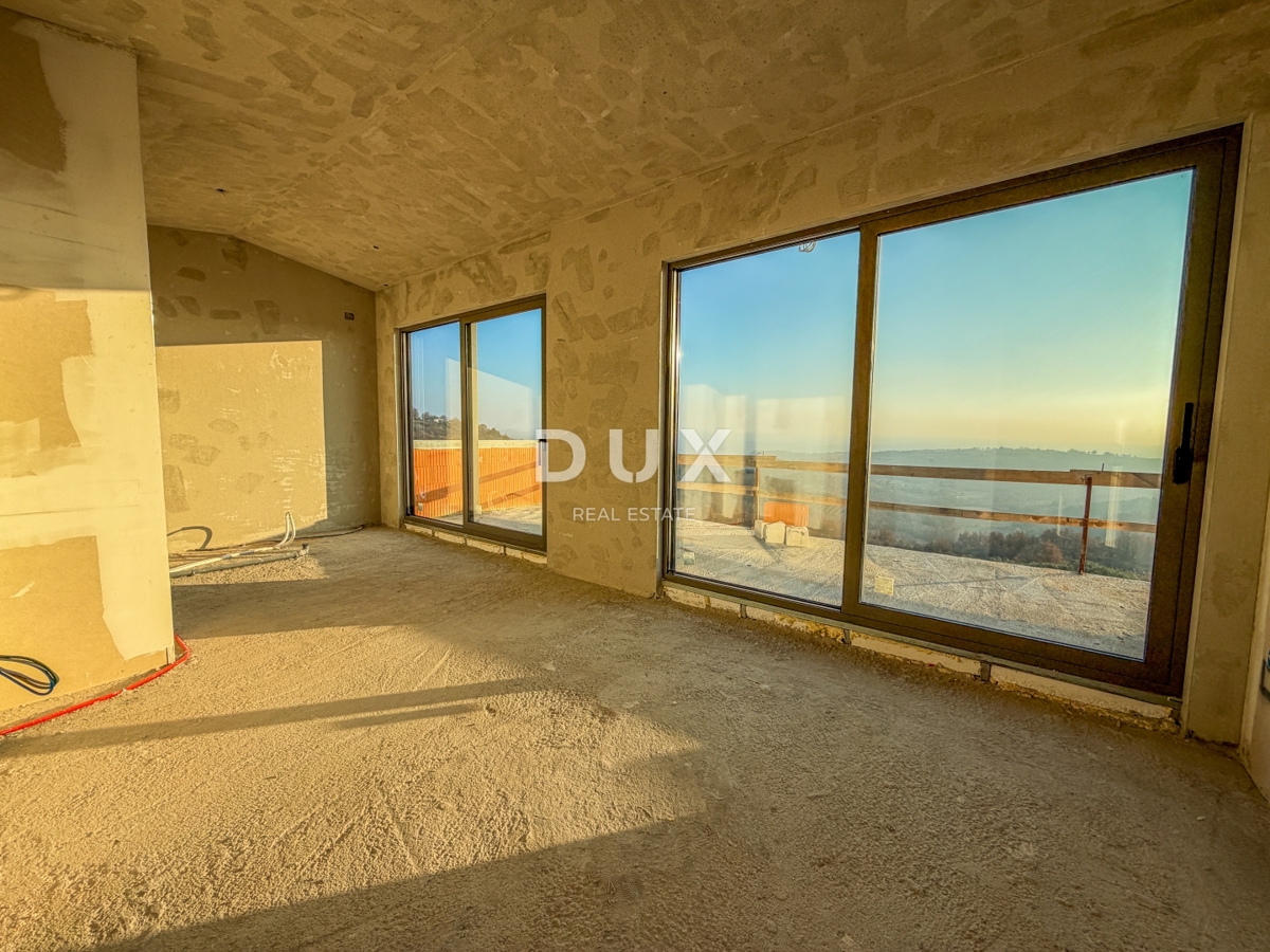 ISTRA, KRASICA - moderna samostojna vila z bazenom s panoramskim razgledom in garažo