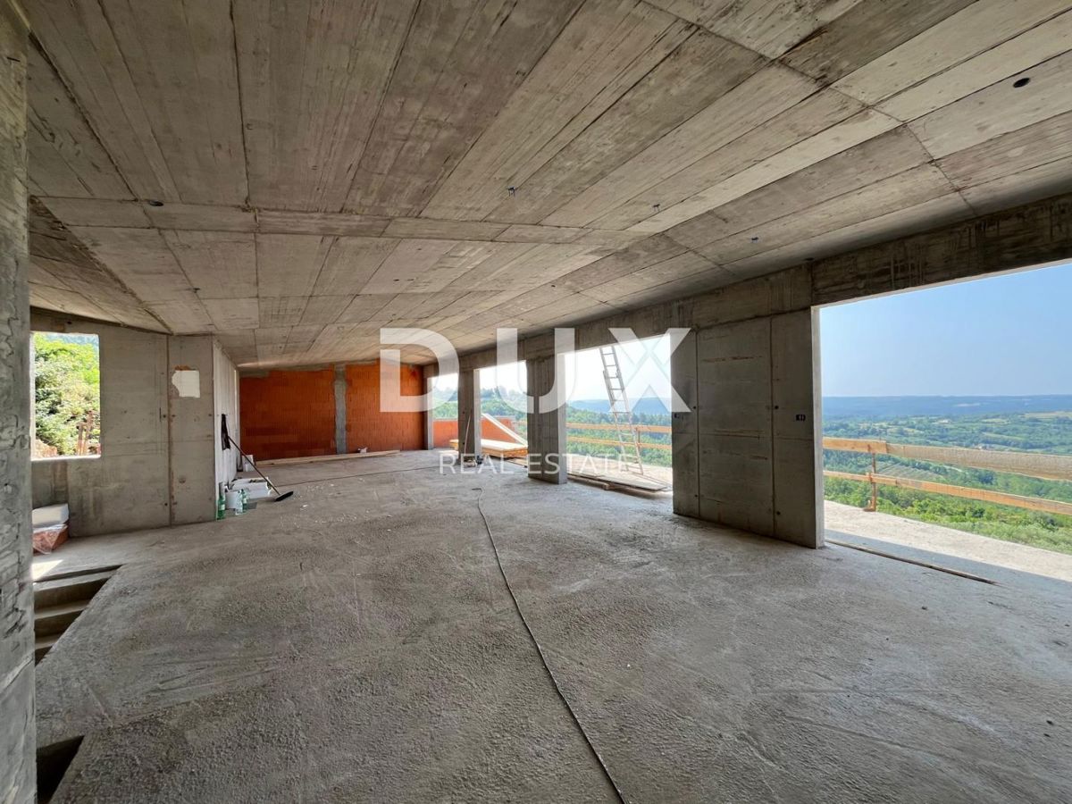 ISTRA, KRASICA - moderna samostojna vila z bazenom s panoramskim razgledom in garažo