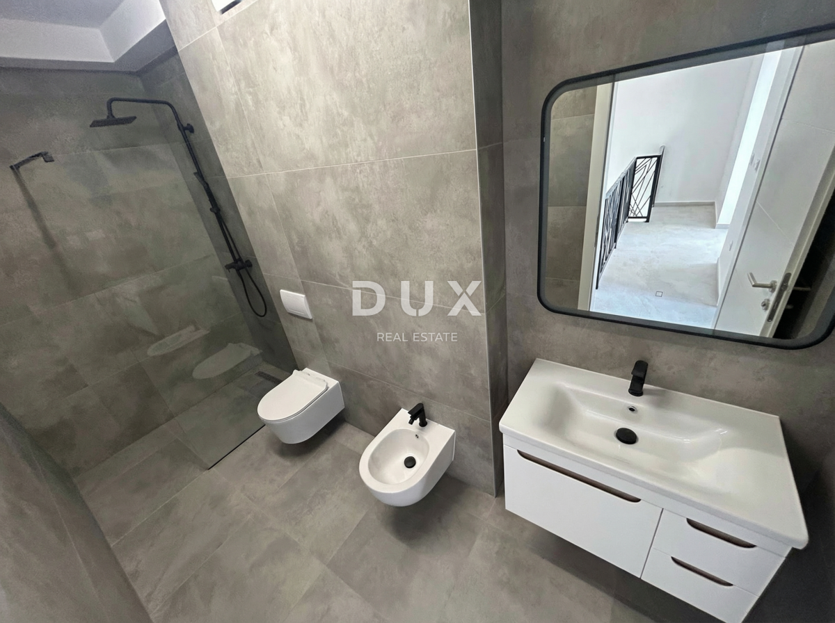 ŠIBENIK, VODICE - Dvojno stanovanje v novogradnji na mirni lokaciji