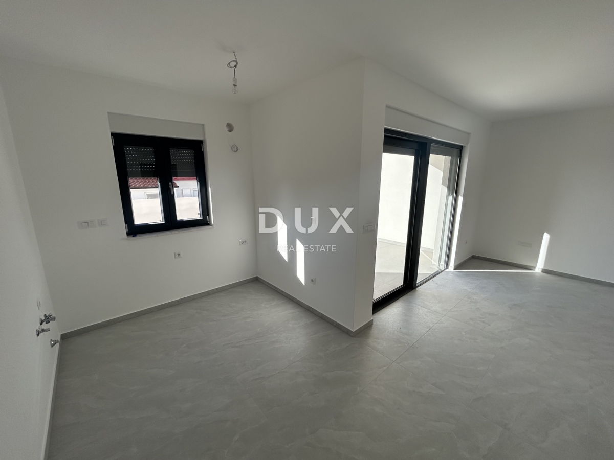 ŠIBENIK, VODICE - Dvojno stanovanje v novogradnji na mirni lokaciji