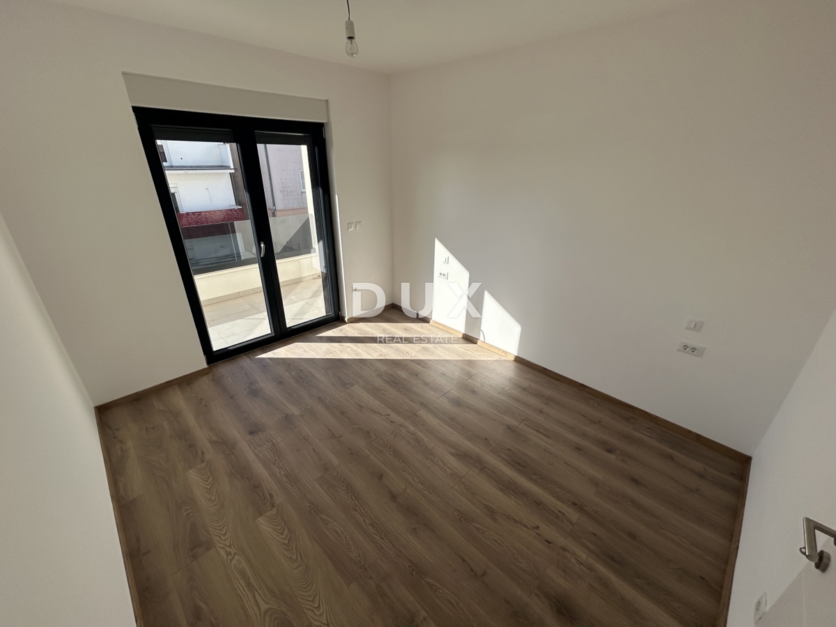 ŠIBENIK, VODICE - Dvojno stanovanje v novogradnji na mirni lokaciji