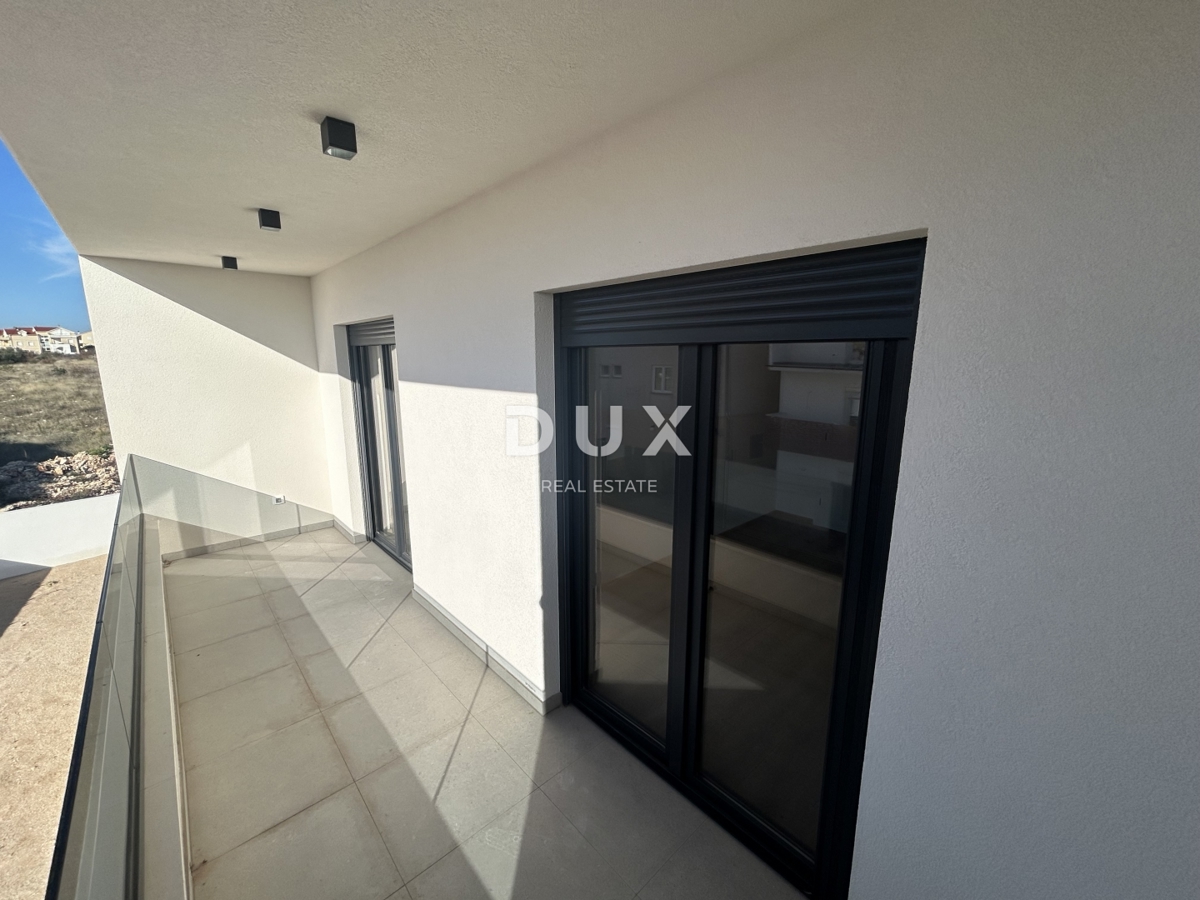 ŠIBENIK, VODICE - Dvojno stanovanje v novogradnji na mirni lokaciji