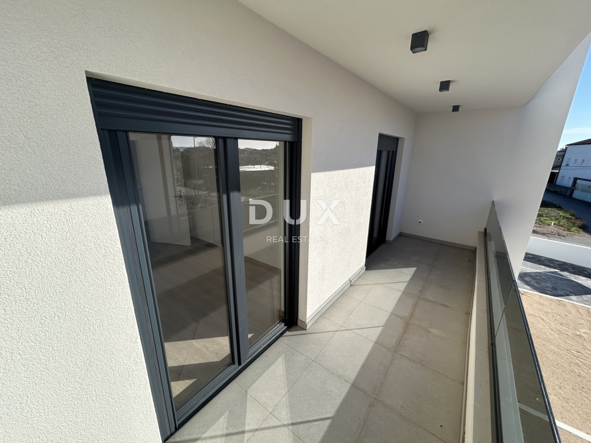 ŠIBENIK, VODICE - Dvojno stanovanje v novogradnji na mirni lokaciji