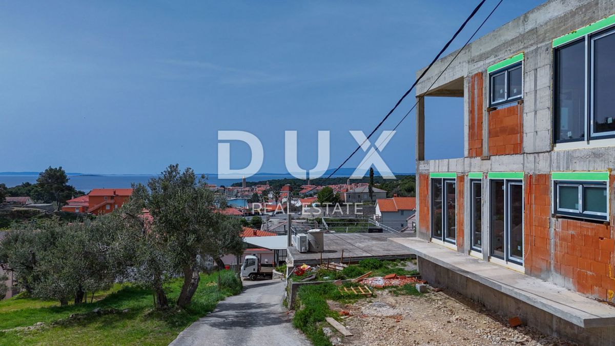 OTOK RAB, BANJOL - Apartma v pritličju novogradnje z vrtom 