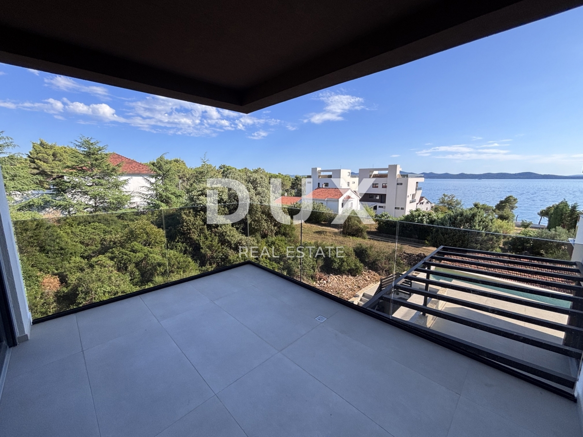 ZADAR, KOŽINO - Vrhunski apartma 100 metrov od plaže s panoramskim pogledom na morje in otoke zadrskega arhipelaga! S3