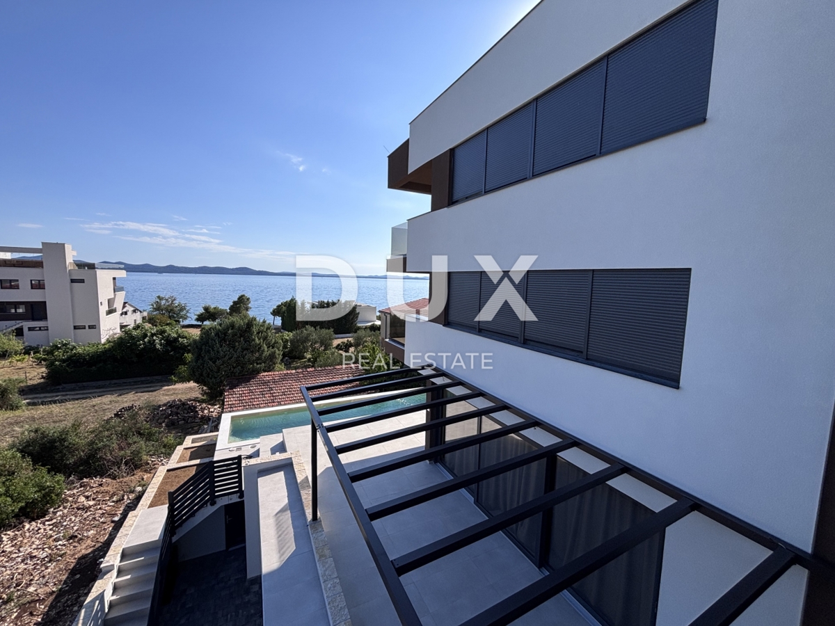 ZADAR, KOŽINO - Vrhunski apartma 100 metrov od plaže s panoramskim pogledom na morje in otoke zadrskega arhipelaga! S3