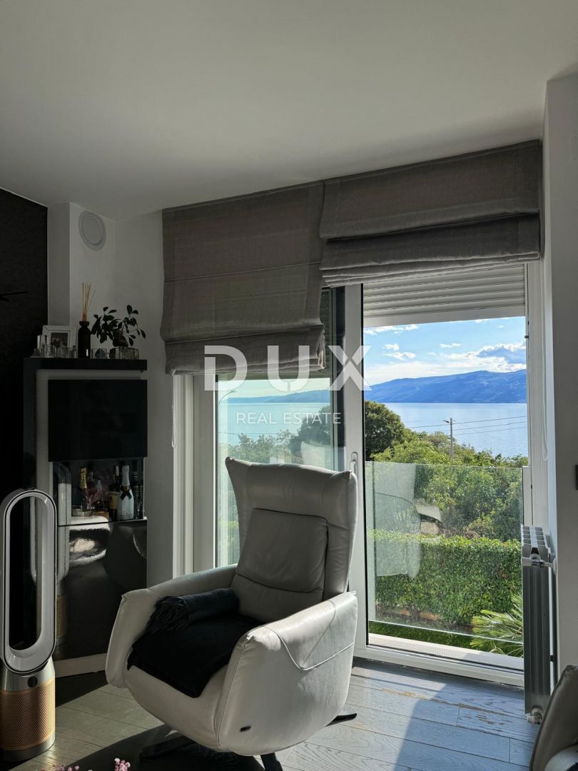 MARČELJEVA DRAGA - stanovanje 95m2, DB+3S, 1. nadstropje s panoramskim pogledom na morje 