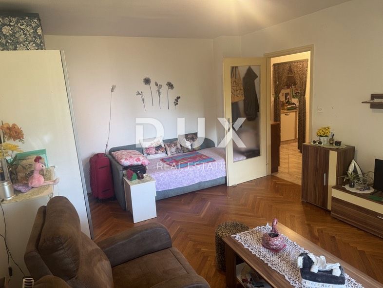 RIJEKA, PODMURVICE - Osvetljeno 1-sobno stanovanje z dnevno sobo