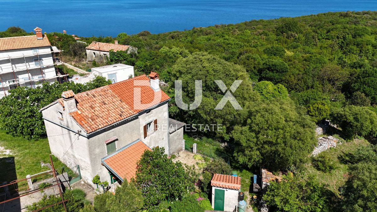 ISTRA, RABAC (OKOLICA) - Kamnita hiša s pogledom na morje